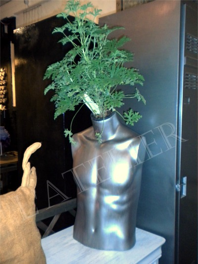 Buste mannequin porte-plante