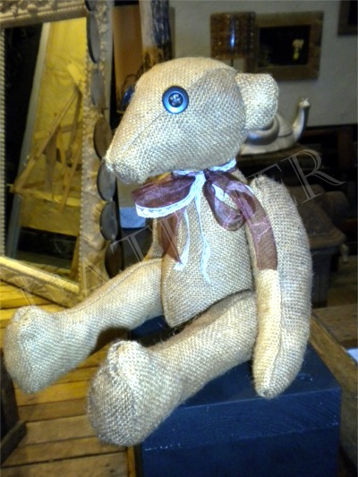 Nounours à l'ancienne, articulé, en toile de jute